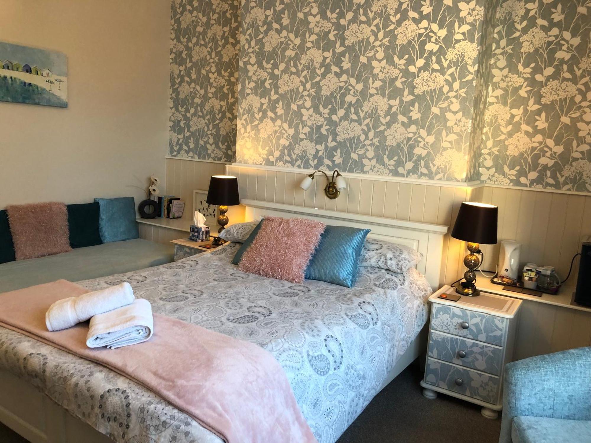 Cornubia Guest House ウェーマス エクステリア 写真